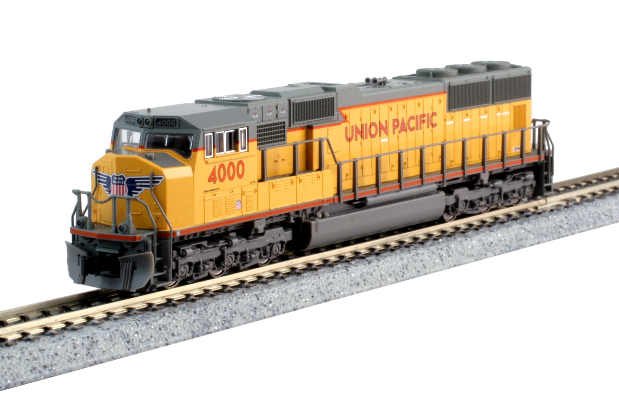 Kato 176-7607 N Union Pacific Flat Radiator EMD SD70M Diesel Locomotive #4000