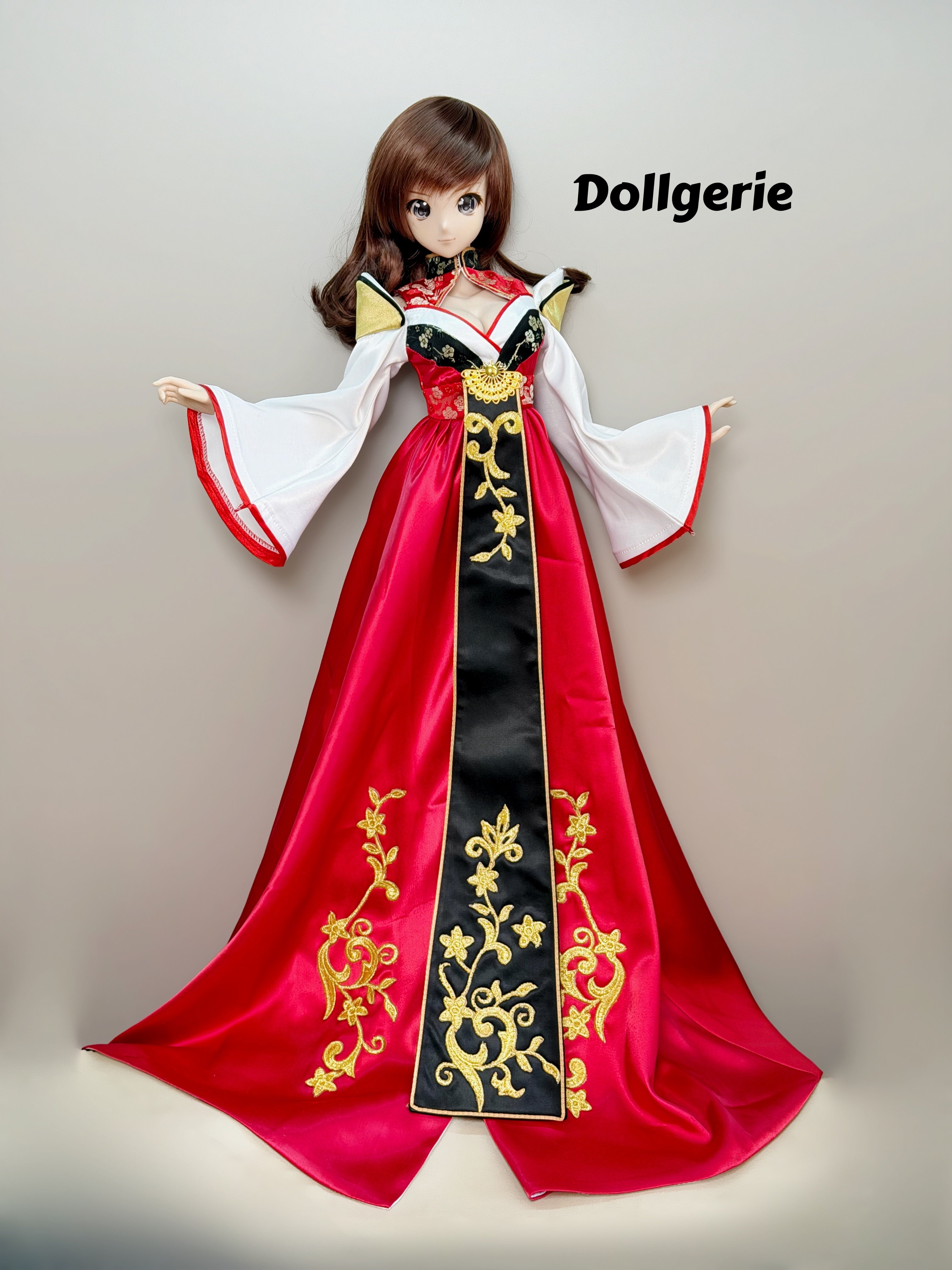 The Empress’s Regalia Gown, made for SmD /DD