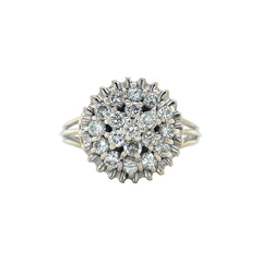 Vintage 14 kt white gold entourage ring with diamond