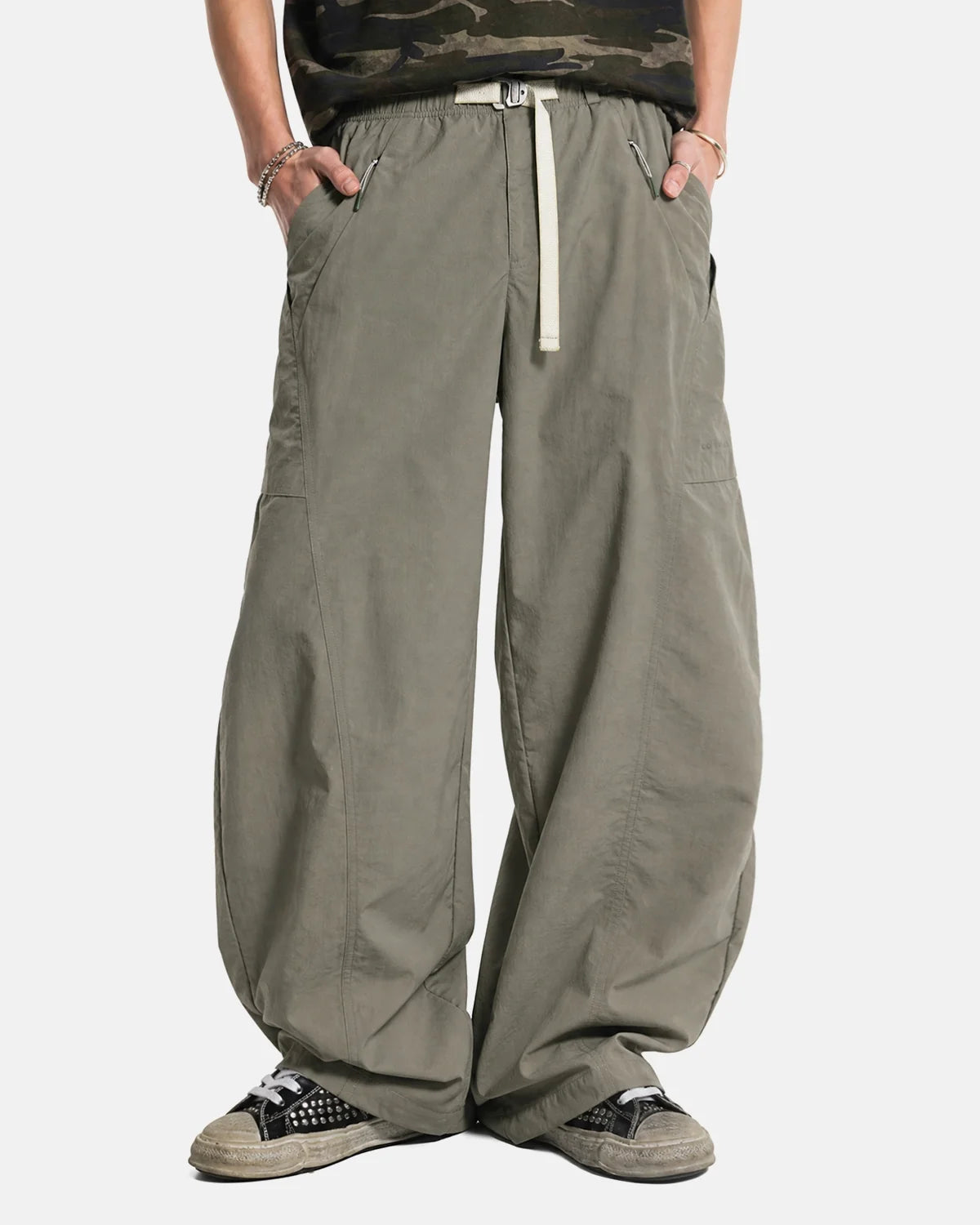 Full outfit styling with Cordura wide leg pants and casual plaid shirt
