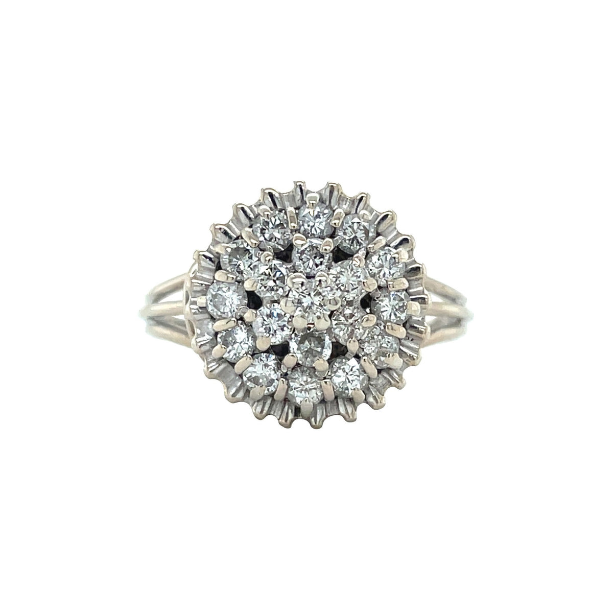 Vintage 14 kt white gold entourage ring with diamond