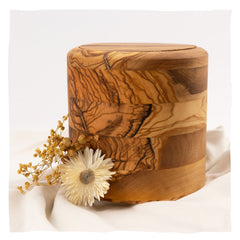 Holz Tierurne "Olive Orbit"
